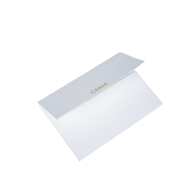 Etichette di cartone bianco a doppio strato per il confezionamento di indumenti