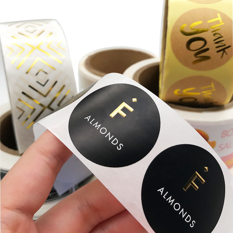 Etichetta adesiva in carta patinata