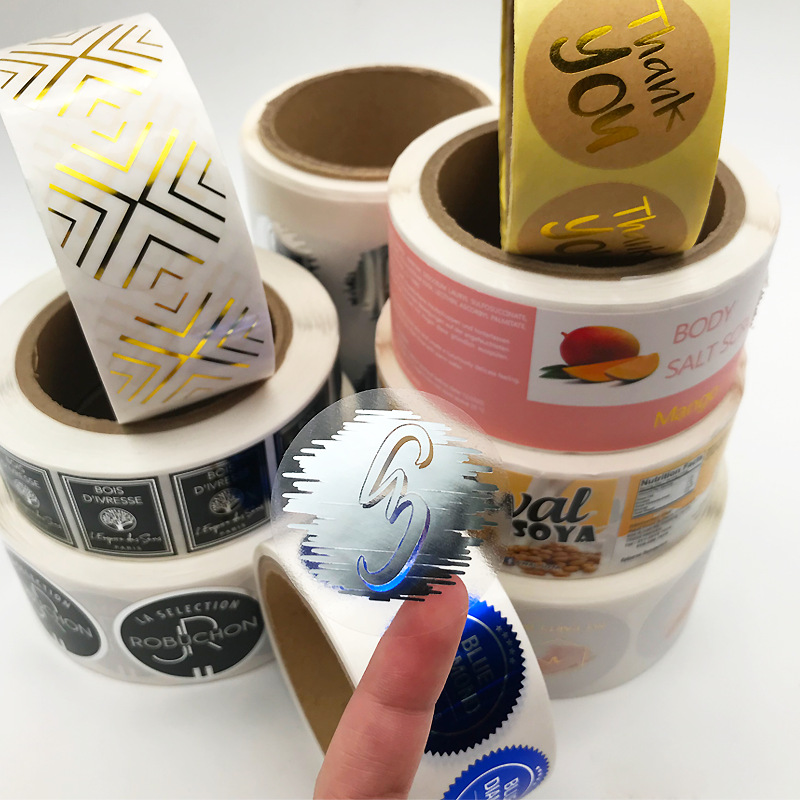 Etichetta adesiva in carta patinata