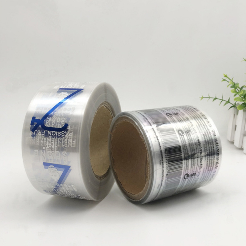 Etichetta della bottiglia di vino goffrata in lamina opaca