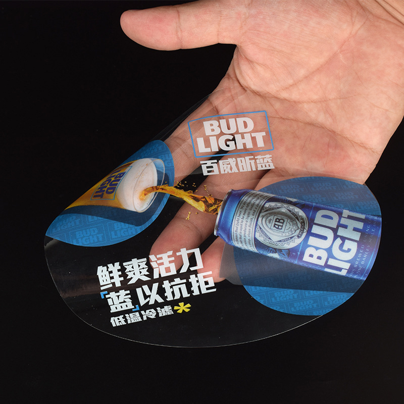 Etichetta della bottiglia di vino goffrata in lamina opaca